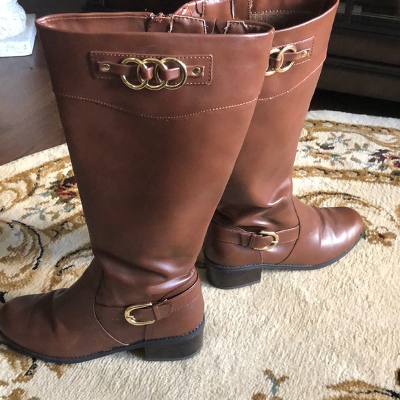 Karen Scott Shoes - brown boots excellent condition! Worn 1 time